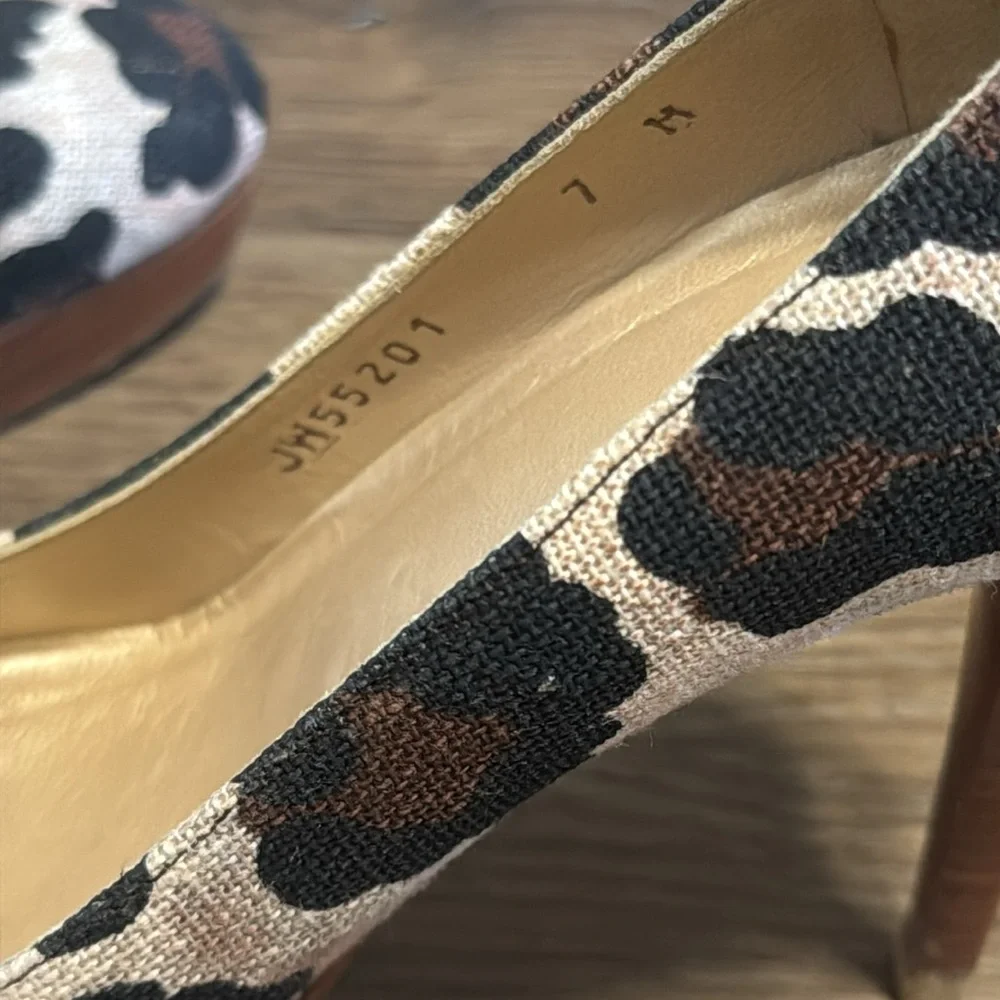 Stuart Weitzman preloved size